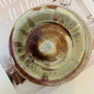 GORGEOUS HANDMADE STUDIO POTTERY BOWL NEUTRAL‎ STUNNING COLORS MID-CENTURY STYLE